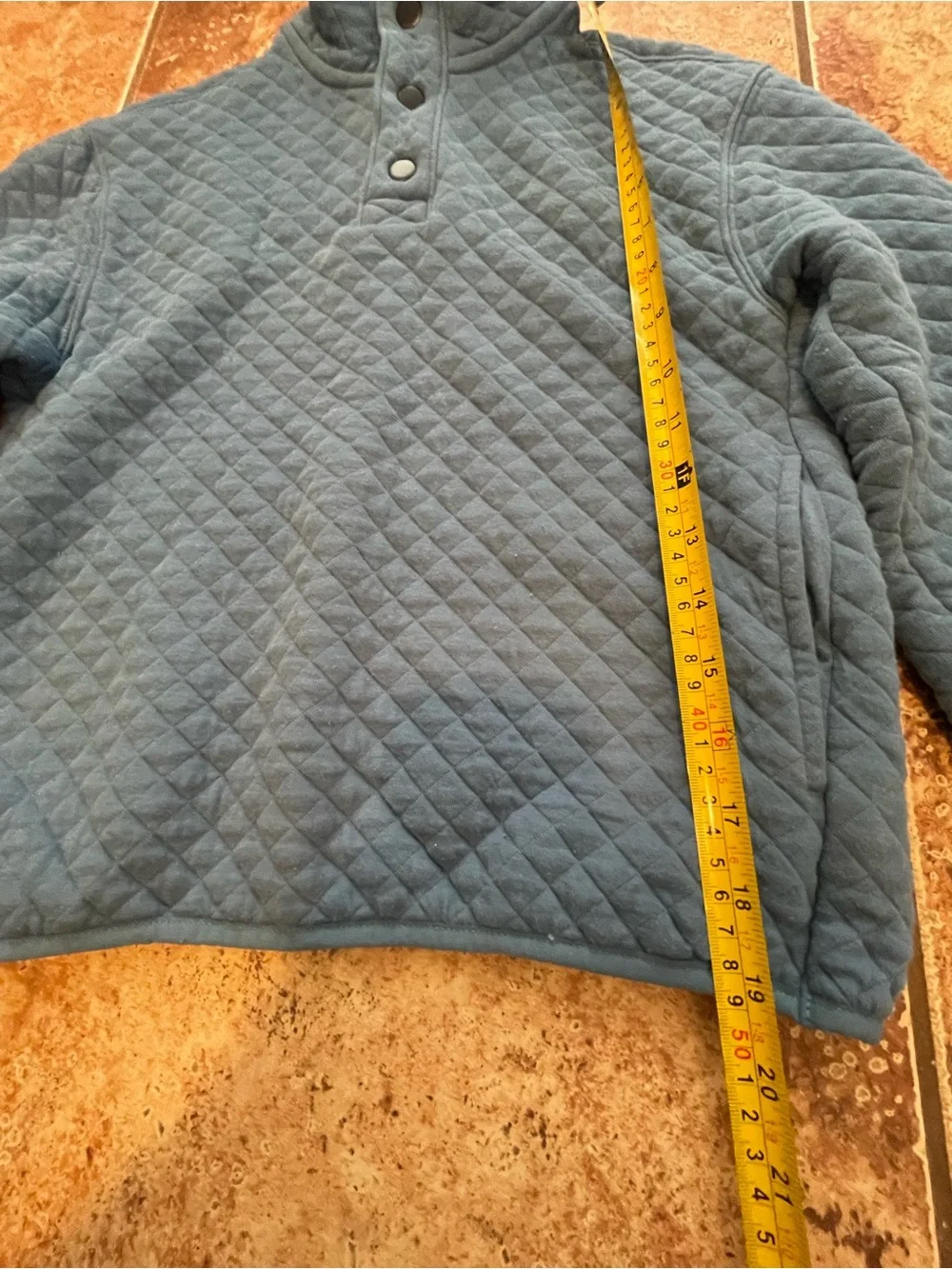 Kids Old Navy blue quilted diamond pattern quarter zip sweatshirt in size M(8)